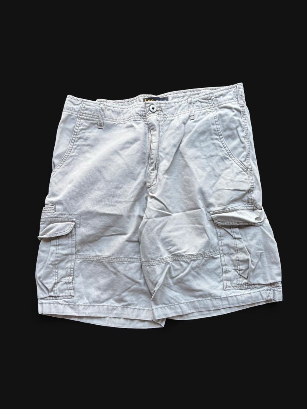 ✨Lee Tan Cargo Shorts✨